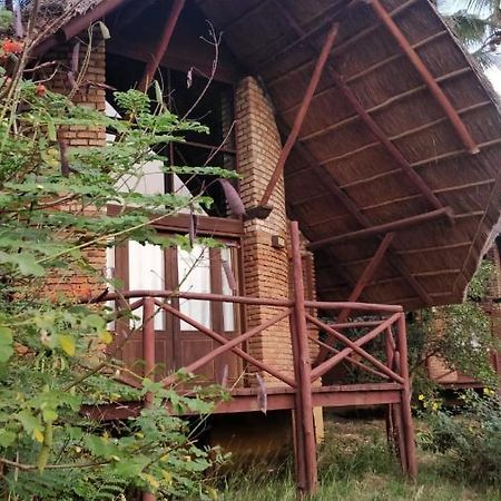 Simbamwenni Lodge And Camping Morogoro Exterior foto