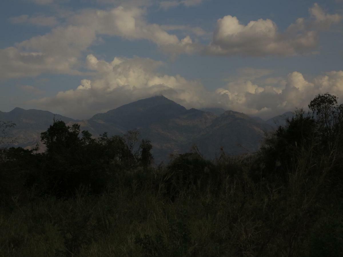 Simbamwenni Lodge And Camping Morogoro Exterior foto